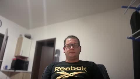 Snapshot of bary_czech chatting on 01.31.25 BestBoy online show from 01.31.25