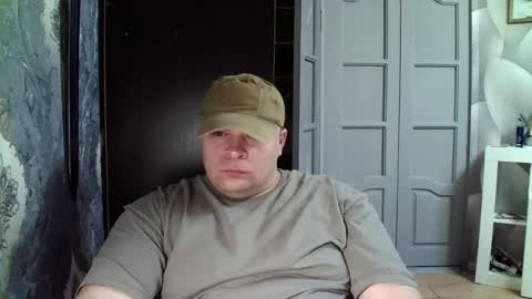 Snapshot of basi_look chatting on 02.11.25 basi_look online show from 02.11.25