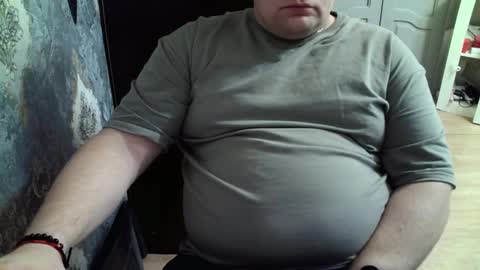 Snapshot of basi_look chatting on 02.23.25 basi_look online show from 02.23.25