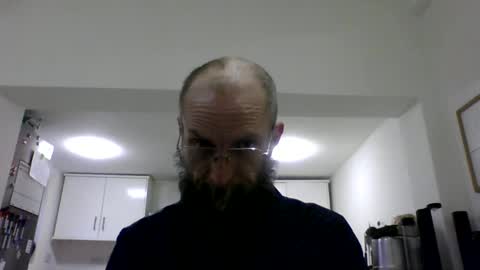Snapshot of basiccamguy chatting on 12.28.24 basiccamguy online show from 12.28.24