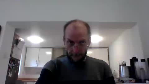 Snapshot of basiccamguy chatting on 02.25.25 basiccamguy online show from 02.25.25