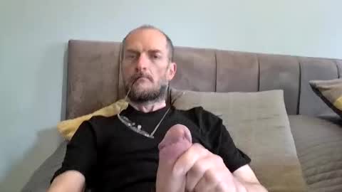 Snapshot of basiccamguy chatting on 09.16.25 basiccamguy online show from 09.16.25