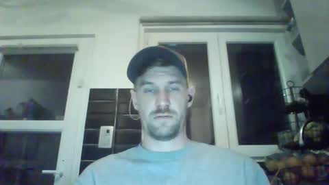 Snapshot of basteleus1 chatting on 02.27.25 basteleus1 online show from 02.27.25