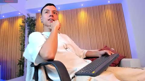 Basthiian online show from 12.03.25