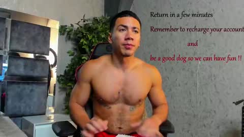 Snapshot of bastian_franco01 chatting on 10.14.25 Bastian Independent Model online show from 10.14.25