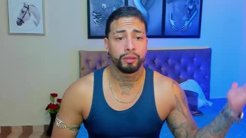 Snapshot of bastian_jones1 chatting on 12.29.24 bastian_jones1 online show from 12.29.24