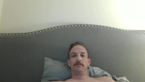 Snapshot of batboy2121 chatting on 04.22.26 babtboy2121 online show from 04.22.26