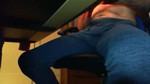 BateBro13 online show from 10.18.25