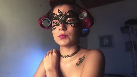 Snapshot of batmansfavoritewife chatting on 04.18.26 Your always sexy Harley online show from 04.18.26
