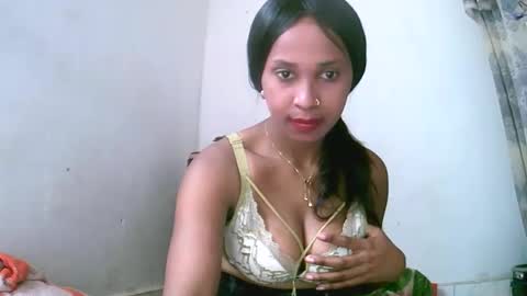 Snapshot of bavianona chatting on 09.19.25 bavianona online show from 09.19.25
