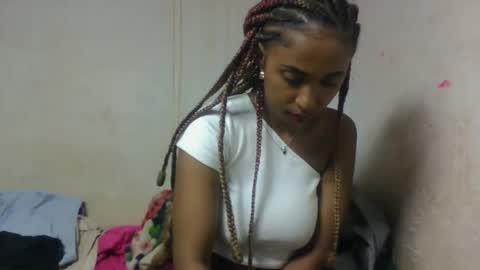 Snapshot of bavianona chatting on 10.10.25 bavianona online show from 10.10.25