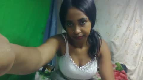 Snapshot of bavianona chatting on 10.18.25 bavianona online show from 10.18.25