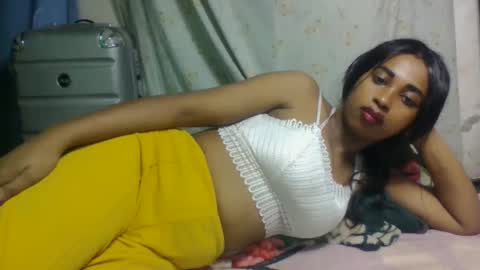 Snapshot of bavianona chatting on 10.21.25 bavianona online show from 10.21.25