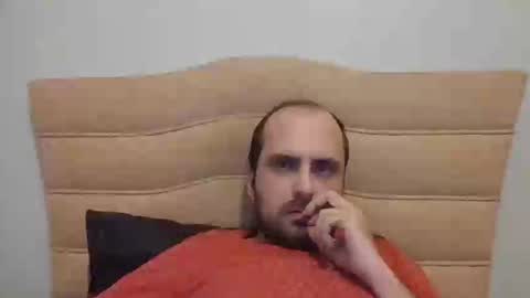 Snapshot of bayto chatting on 12.25.24 bayto online show from 12.25.24