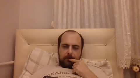 Snapshot of bayto chatting on 01.23.25 bayto online show from 01.23.25