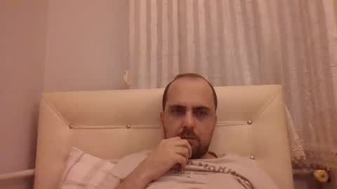 Snapshot of bayto chatting on 02.06.25 bayto online show from 02.06.25