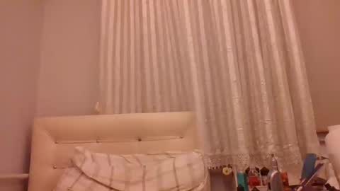 Snapshot of bayto chatting on 02.11.25 bayto online show from 02.11.25