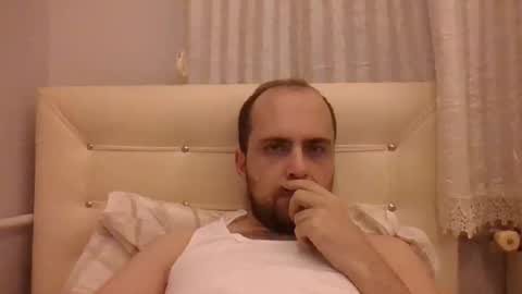 Snapshot of bayto chatting on 02.14.25 bayto online show from 02.14.25