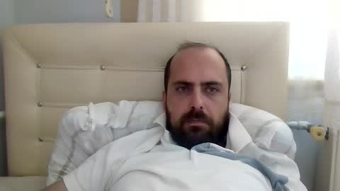 Snapshot of bayto chatting on 09.21.25 bayto online show from 09.21.25