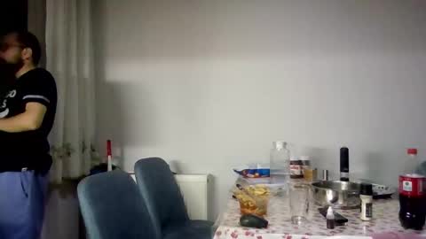 Snapshot of bayto chatting on 09.24.25 bayto online show from 09.24.25