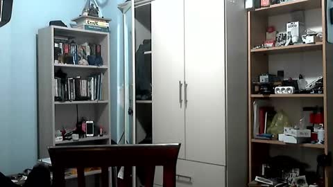 Snapshot of bayto chatting on 10.02.25 bayto online show from 10.02.25