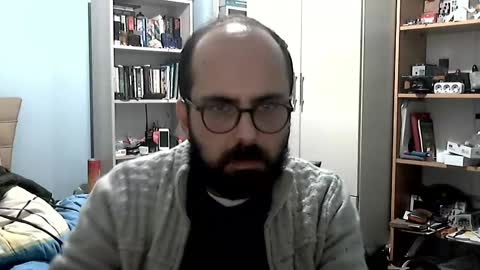 Snapshot of bayto chatting on 10.04.25 bayto online show from 10.04.25