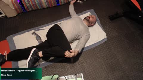 Snapshot of bazzz_8 chatting on 12.18.24 bazzz_8 online show from 12.18.24