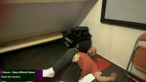 Snapshot of bazzz_8 chatting on 01.19.25 bazzz_8 online show from 01.19.25