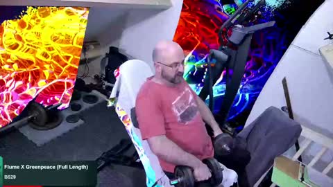 Snapshot of bazzz_8 chatting on 02.05.25 bazzz_8 online show from 02.05.25