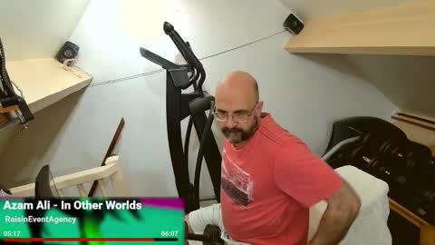 Snapshot of bazzz_8 chatting on 10.08.25 bazzz_8 online show from 10.08.25