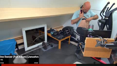 Snapshot of bazzz_8 chatting on 10.24.25 bazzz_8 online show from 10.24.25