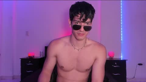 Valentino online show from 01.25.25