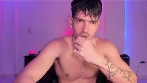 Valentino online show from 02.08.25