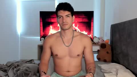 Valentino online show from 10.10.25