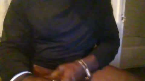 Snapshot of bbc_919 chatting on 12.17.25 Papi Chulo online show from 12.17.25