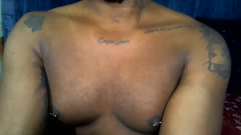 Snapshot of bbc_muscular chatting on 03.01.25 camilo online show from 03.01.25