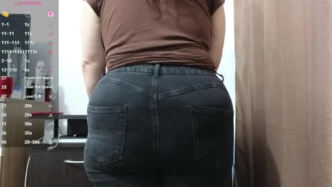 Snapshot of bbw_milf_4u chatting on 05.13.26 Emma online show from 05.13.26