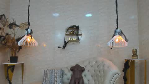 Snapshot of bbwcindyy chatting on 10.19.25 BBW Cindyy online show from 10.19.25
