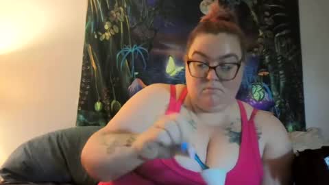 Snapshot of bbwqueen216 chatting on 07.15.26 bbwqueen216 online show from 07.15.26