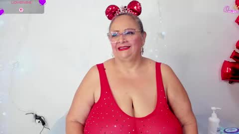 Snapshot of bbwsalome chatting on 04.23.26 Salome online show from 04.23.26