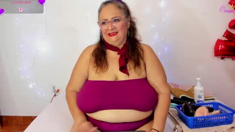 Snapshot of bbwsalome chatting on 05.04.26 Salome online show from 05.04.26