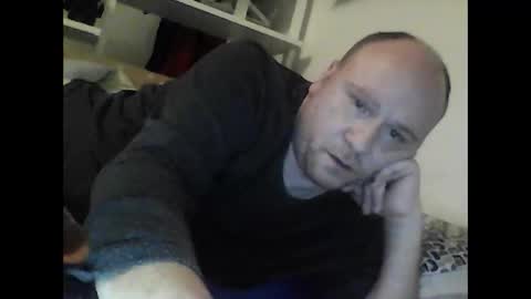 Snapshot of bcn82red chatting on 12.15.25 BCN82Red online show from 12.15.25