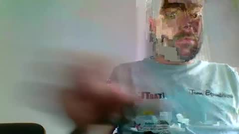 Snapshot of bdemwi2588 chatting on 01.12.25 bdemwi2588 online show from 01.12.25