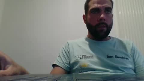 Snapshot of bdemwi2588 chatting on 05.18.26 bdemwi2588 online show from 05.18.26