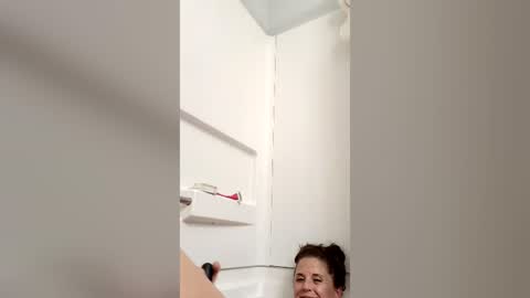 Snapshot of bdsmcutiepue chatting on 06.27.26 bdsmcutiepue online show from 06.27.26