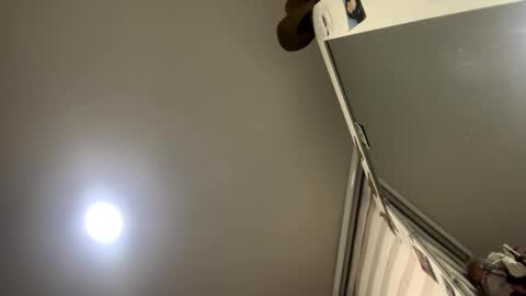 Sara  Juan online show from 11.24.25