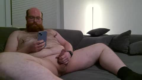 Snapshot of bear798 chatting on 12.16.25 bear798 online show from 12.16.25
