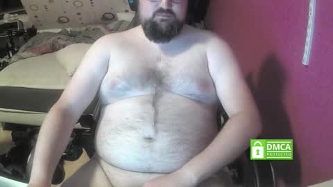 Snapshot of bear90130 chatting on 09.18.25 bear90130 online show from 09.18.25