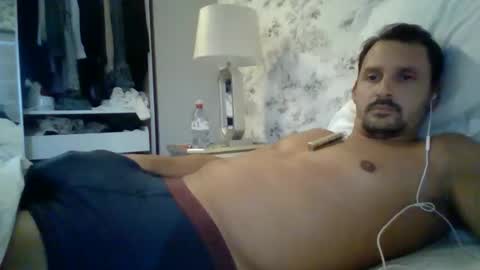 bearboudior online show from 10.23.25