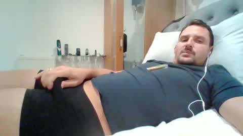 bearboudior online show from 11.10.25